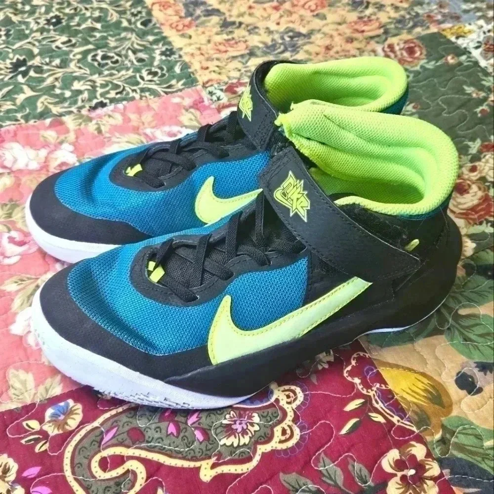 Nike‎ Hustle youth basketball shoes